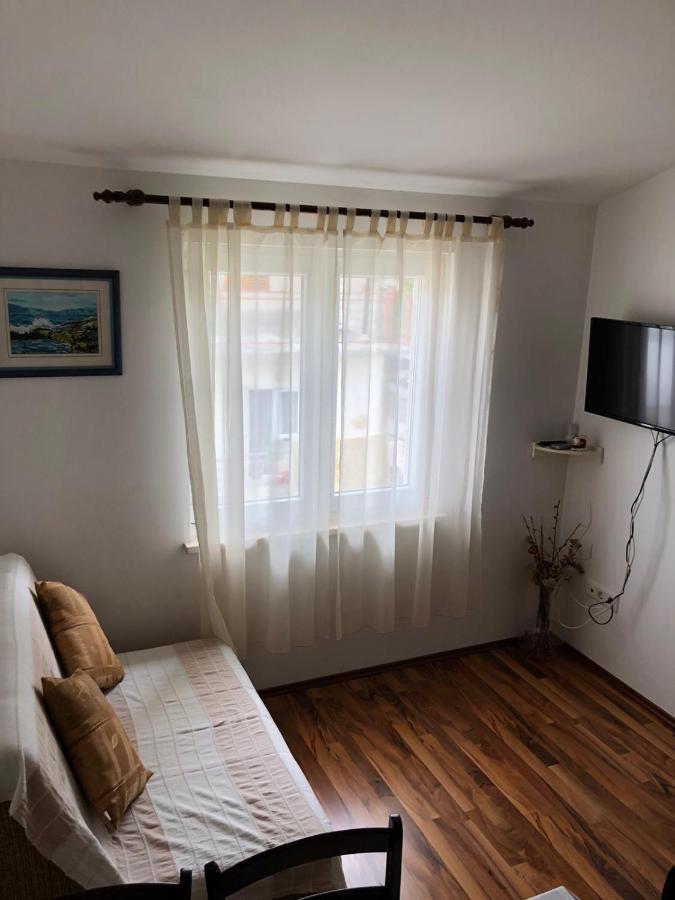 Apartments Rajcic Каштела Экстерьер фото
